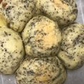 ほわいとイチゴ's cooksnap of when they made 薄力粉だけ★炊飯器DE黒ごまチーズパン.