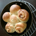 ぐでたまパン's cooksnap of when they made 捏ねずに簡単♡基本のふわふわ〜ちぎりパン.