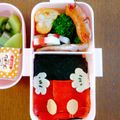 ひよママぴっこ's cooksnap of when they made 簡単キャラ弁☆ミッキーの可愛い体のり弁★.
