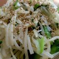 boe3's cooksnap of when they made 節約副菜☆大根の皮deもやしと青菜ナムル.
