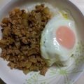 クラウィーＢ＊K's cooksnap of when they made 簡単にお昼ごはん☆ロコモコ風丼.