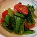 yocchi2109's cooksnap of when they made 小松菜とトマトでさっぱりサラダ.