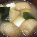 amileamila's cooksnap of when they made 油揚げと豆腐とわかめのお味噌汁☆.