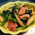 KAZUMIN411's cooksnap of when they made ほうれん草ベーコンエリンギのガリバタ炒め.