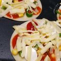 Mga_Apple_'s cooksnap of when they made BRUNOホットプレートで！簡単ミニピザ.