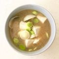 ☆Qro☆'s cooksnap of when they made 簡単おふくろの味♡あさりと豆腐のお味噌汁.