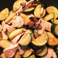 ame-ikuru's cooksnap of when they made 鶏むね肉と夏野菜の味ぽん炒め.