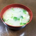うさこママ★'s cooksnap of when they made 簡単！即席！ごぼうとワカメの味噌汁.