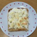 たちんぺ's cooksnap of when they made オニオンチーズトースト.