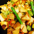 くまゆり☆'s cooksnap of when they made 簡単！筍とほたるいか、空豆のにんにく炒め.