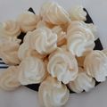 mamanotama's cooksnap of when they made 【簡単】サクサク メレンゲクッキー♪.