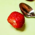 アイリッシュショコラ's cooksnap of when they made 裏技！イチゴの固い所を簡単に取る方法♪.