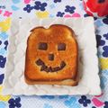 リリリエンタール's cooksnap of when they made ❑ブロックチョコdeお顔トースト❏.