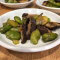 クックエプロン's cooksnap of when they made 簡単・そら豆とマッシュルームのバター醤油.