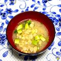 にきけん's cooksnap of when they made お味噌汁に☘️ちょこっとアボカド&揚げ玉.