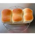 エリぱんな's cooksnap of when they made 簡単もちもち手ごね食パン♥.