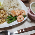 あぃあぃ22's cooksnap of when they made 冷凍エビとアスパラのニンニクバター炒め.