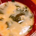♡yukibell♡'s cooksnap of when they made わかめと卵のお味噌汁.