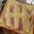 ぱにぱる's cooksnap of when they made Wハムのはちみつ＆チーズトースト.