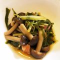 はにーくろーばー's cooksnap of when they made 簡単副菜♡水菜ベーコンしめじの煮浸し.