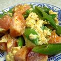 シロノワール's cooksnap of when they made スナップえんどうとトマトのにんにく炒め.