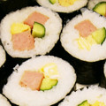 ヤスコ♪'s cooksnap of when they made 覚書✍巻き寿司の巻き方.