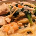 ぽんちち2003's cooksnap of when they made 鶏とシーフードのほうれん草クリームパスタ.