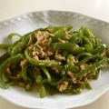 ともちゃんと３匹の猫's cooksnap of when they made 炒めて作る☆甘辛味の無限ピーマン.
