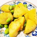ハニビ's cooksnap of when they made サツマイモと枝豆のマヨネーズ炒め.