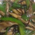 酢みーみ's cooksnap of when they made 舞茸とピーマンの塩昆布炒め.