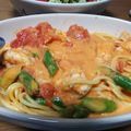 AYAKAパパ's cooksnap of when they made 海老とアスパラの簡単アメリケーヌ風パスタ.