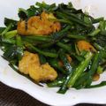 fu♪♪'s cooksnap of when they made ☼鶏皮とニラのにんにく味噌炒め.