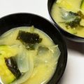 sato3★'s cooksnap of when they made お味噌汁★ズッキーニとわかめのお味噌汁.