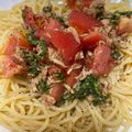 sumire's cooksnap of when they made 大葉トマトツナの冷製パスタ.