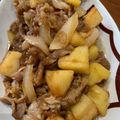 まこまこまご's cooksnap of when they made ☆豚バラとじゃがいもの照り焼き☆.