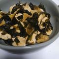 ごにょ's cooksnap of when they made 大量消費「わかめと鶏もも肉の炒め煮」.