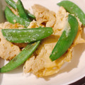 highzi's cooksnap of when they made スナップエンドウと卵の中華炒め.
