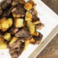 カズ形33's cooksnap of when they made ワインに合う♪豚肉とじゃがいもの香草炒め.