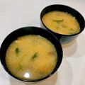 ゆにこーん☆'s cooksnap of when they made 春菊の味噌汁.