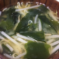 amileamila's cooksnap of when they made もやしとわかめのお味噌汁.