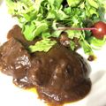 魚lovingly's cooksnap of when they made 案外簡単！牛肉の赤ワイン煮込み.