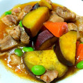 ユーロン's cooksnap of when they made 鶏肉とさつま芋と人参の煮物.