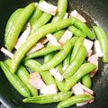 しぶみきちゃん's cooksnap of when they made スナップエンドウとベーコン炒め.