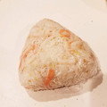 ♡YKitchen♡'s cooksnap of when they made ごまとカニカマのおにぎり.