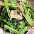 くまです。's cooksnap of when they made あともう一品って時に小松菜とえのき炒め煮.