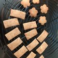 さおりんご324's cooksnap of when they made 八つ橋みたいな八つ橋.