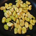田舎のお姫様's cooksnap of when they made 簡単おつまみ☆空豆のガーリック炒め.