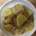 かおり♡♡♡'s cooksnap of when they made 新じゃがと新たまの焦がしマヨ炒め。.