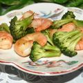 mielle's cooksnap of when they made ❀お弁当に❀エビとブロッコリーのオイ炒め.