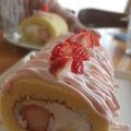 さか子's cooksnap of when they made うちのロールケーキ.